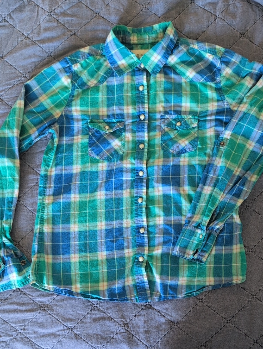 Colin's Plaid Button-Up Shirt Teal Blue Size S Snap Buttons Adjustable Sleeves